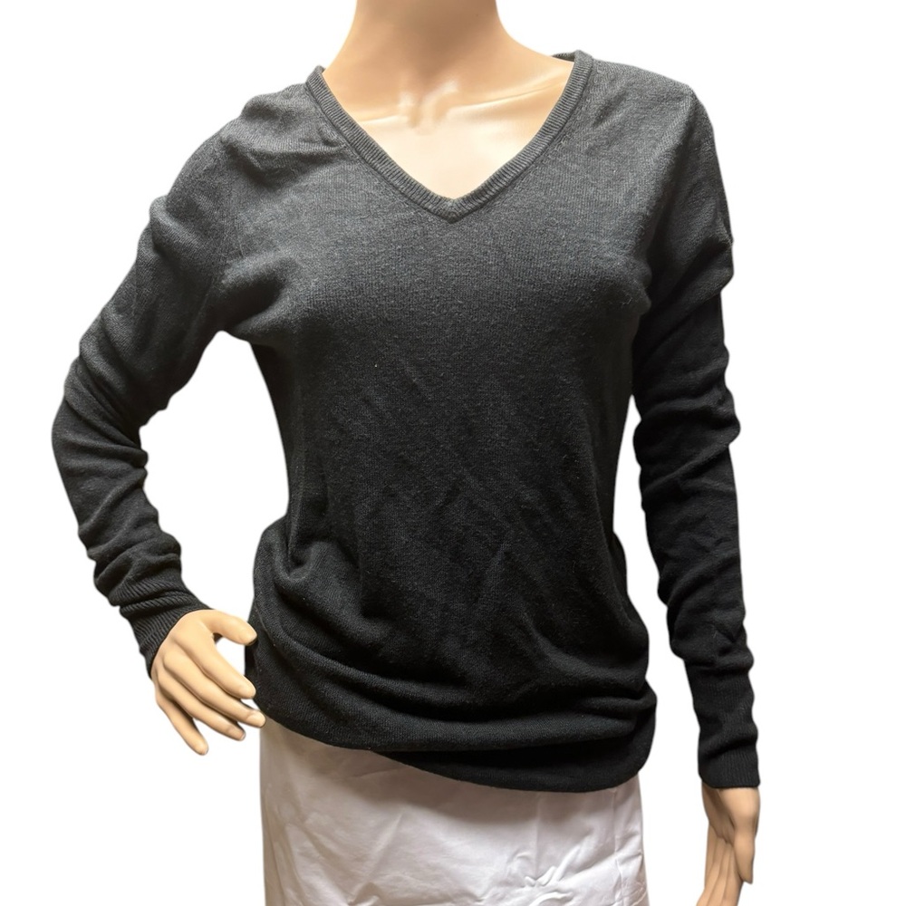 NEW YORK & COMPANY WOMENS SWEATER  SIZE M